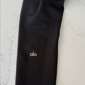 Alo Black Leggings